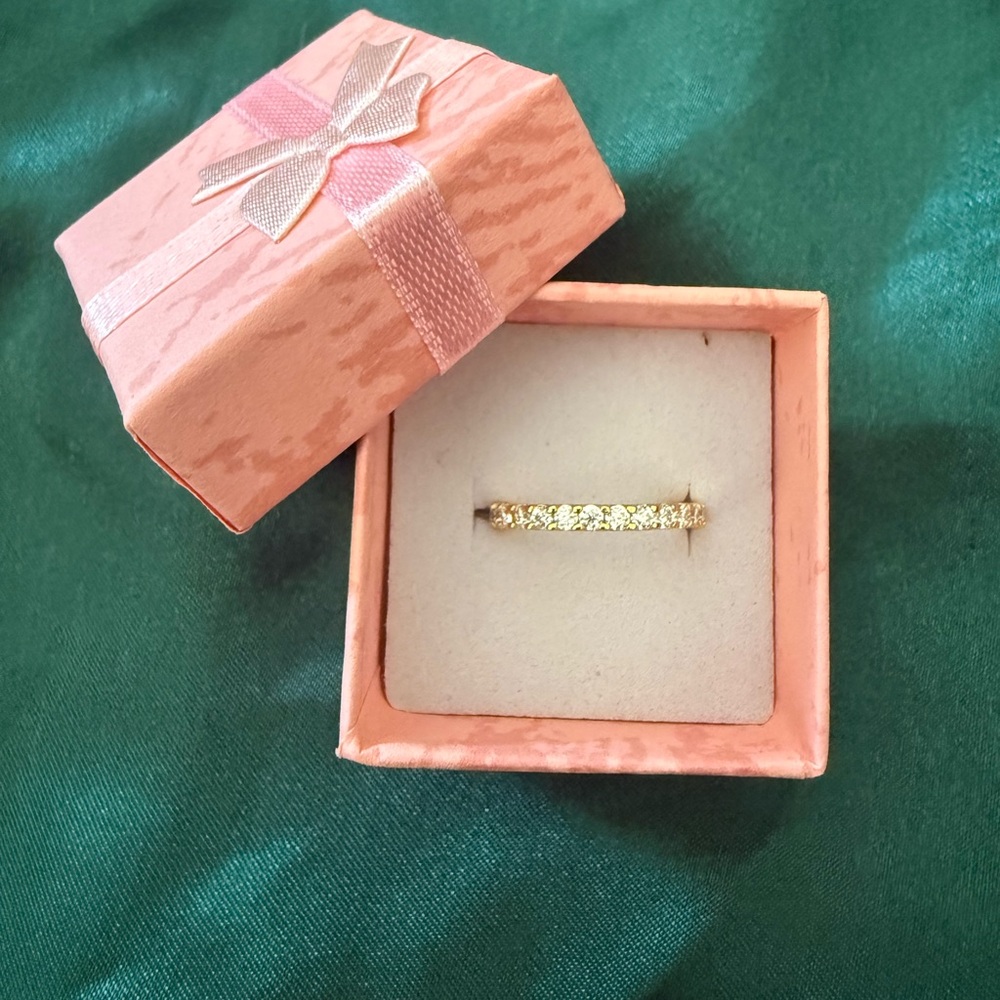 Brand New Genuine Gold S925 Eternity Band with Moissanite Accents size 5